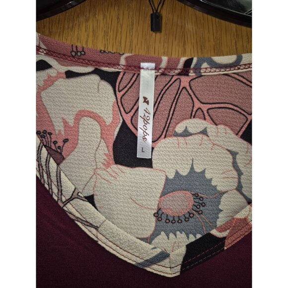 Floral Sleeve Wine Burgundy Tunic Top L/Grande Rayon/Spandex  Made In USA - Picture 5 of 6